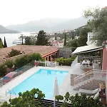Villa Myrtis *