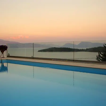 Βίλα Myrtis Νυδρί