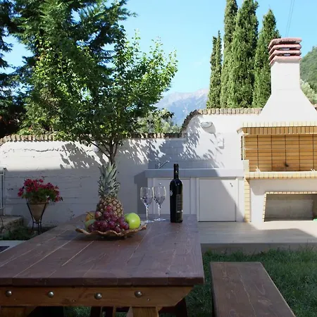 Myrtis Nydri (Lefkada)